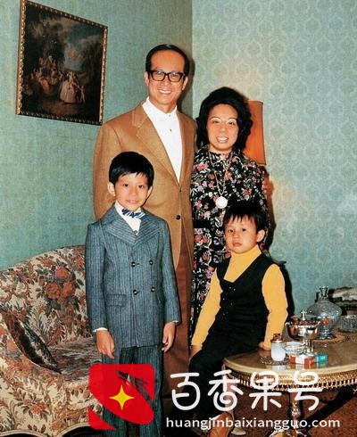 相伴28年，李嘉诚仍不敢将周凯旋娶进门？背后原因不简单