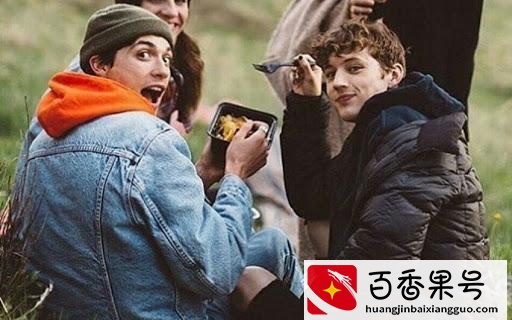 戳爷Troye Sivan被传与Jacob分手？本人亲自回应