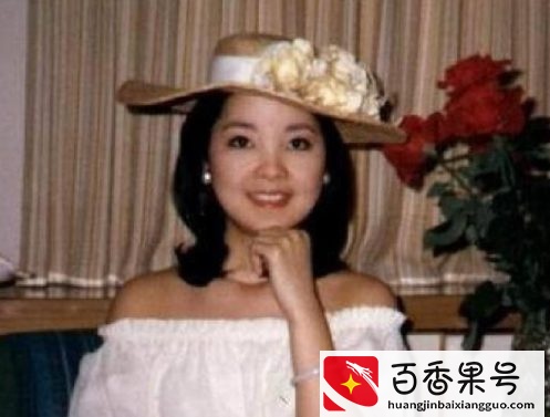 甜美歌后邓丽君“假死”？遗体不让触碰，无出境记录护照引起争议