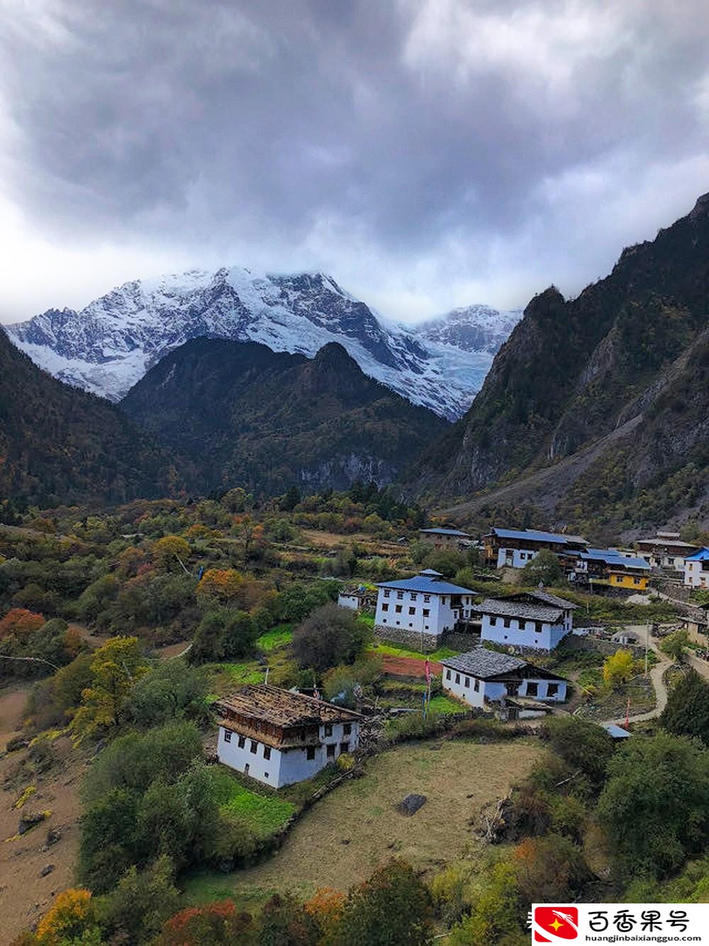 香格里拉在哪里个城市